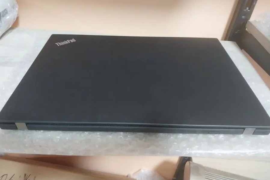 Lenovo Thinkpad T490 core i5 8th gen