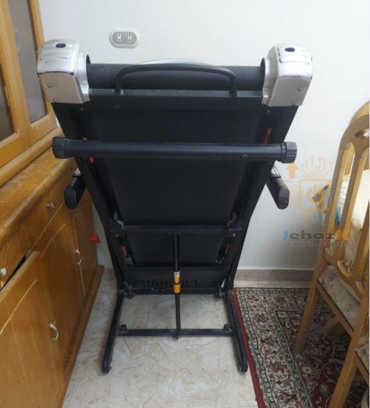 مشاية رياضية بحالة ممتازة