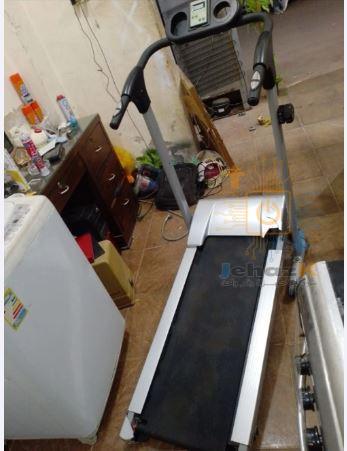 مشايه رياضية بحاله ممتازه زيرو